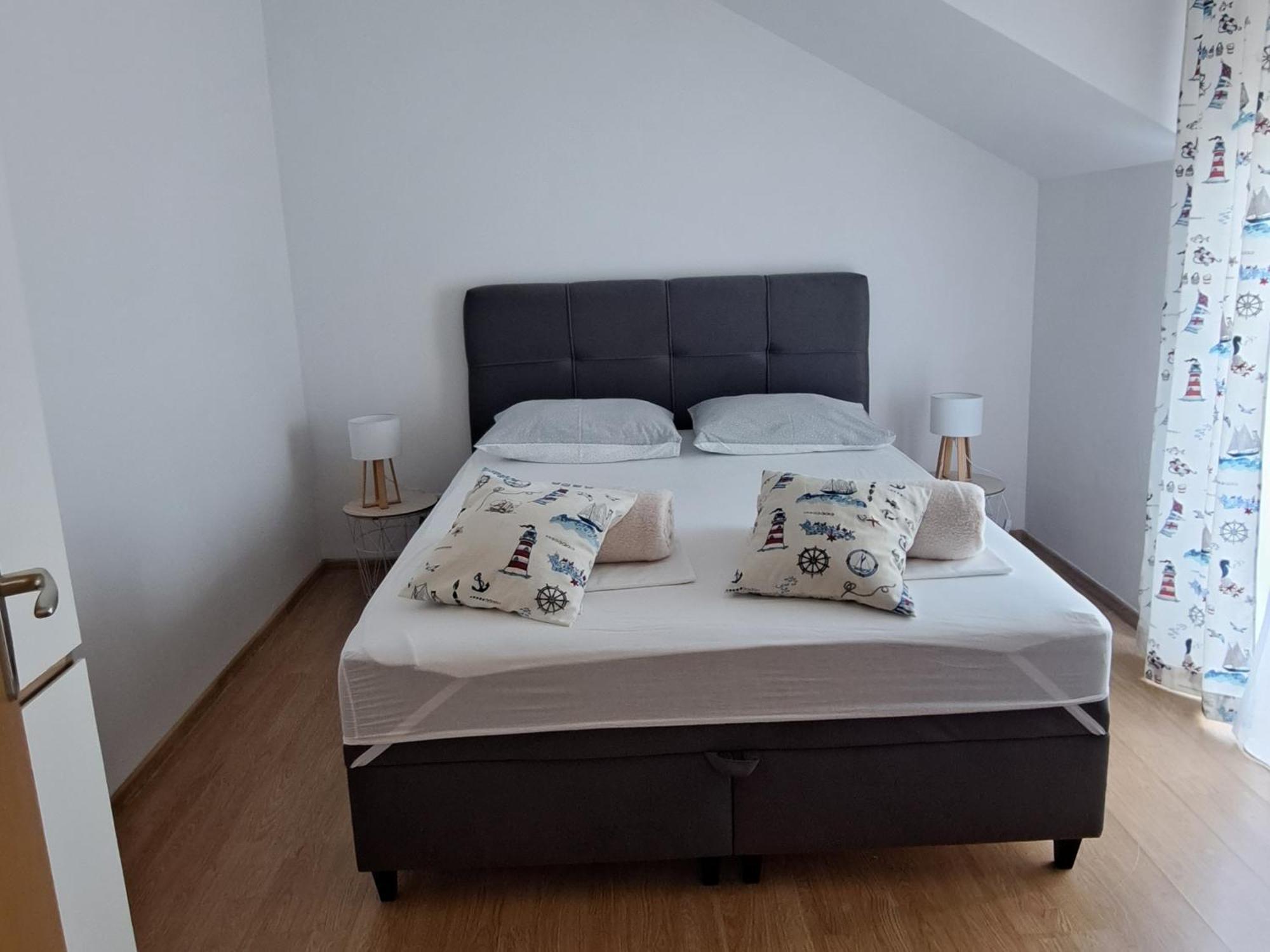 Apartments&Room Babic Kaštela Quarto foto
