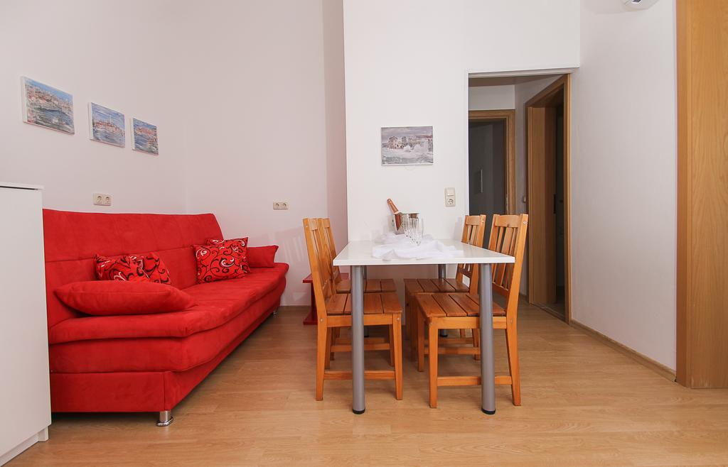 Apartments&Room Babic Kaštela Exterior foto